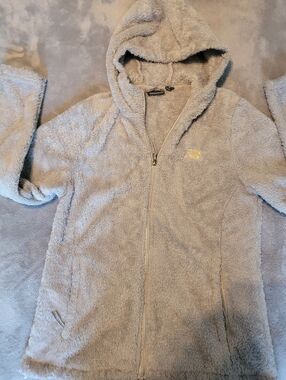 New Balance Women's Light Gray Plush Hooded Puffer Jacket